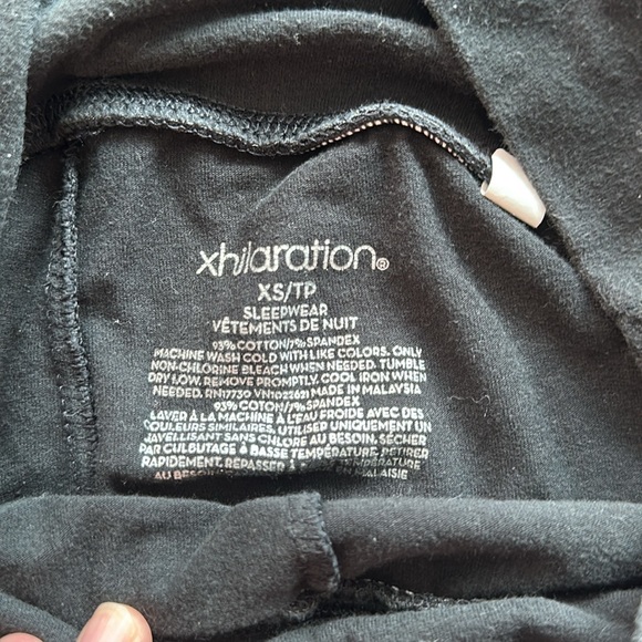 💜5 for $25 Xhilaration black legging capris - Picture 2 of 3